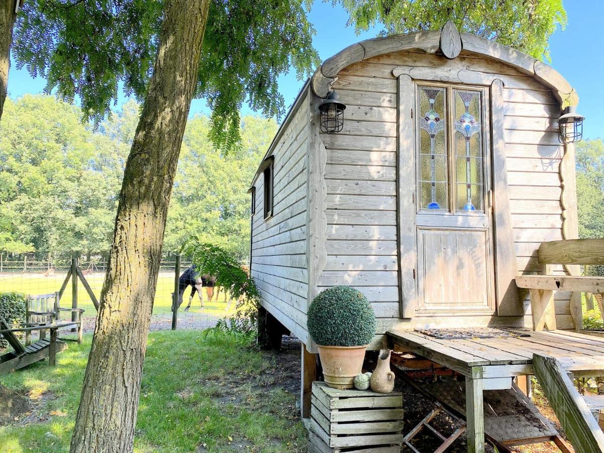 Villa Pipowagen Het Oventje Zelanda Exterior foto